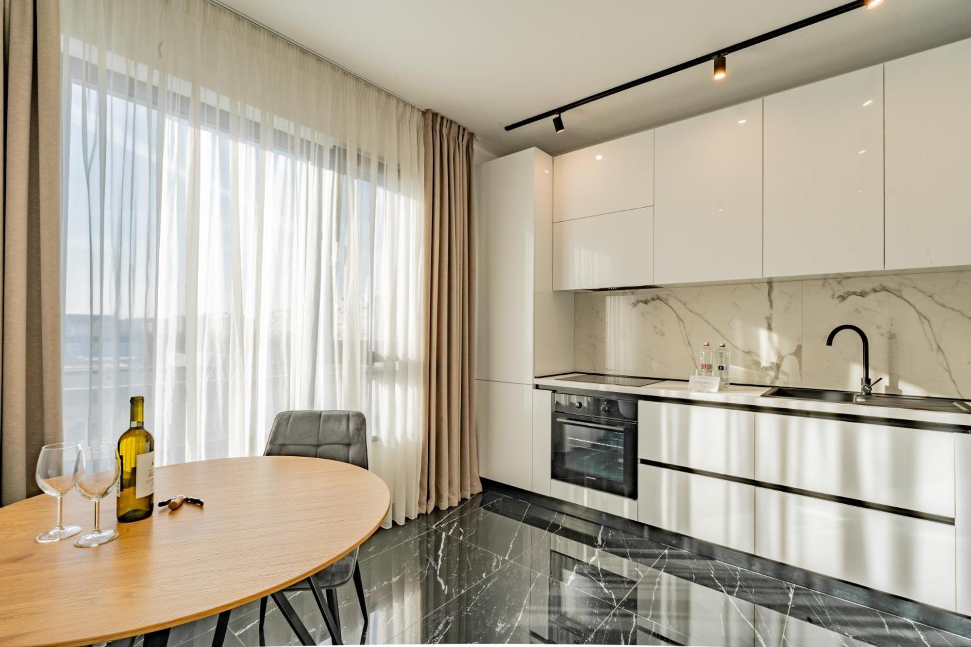 Cavar Apartament Bucureşti