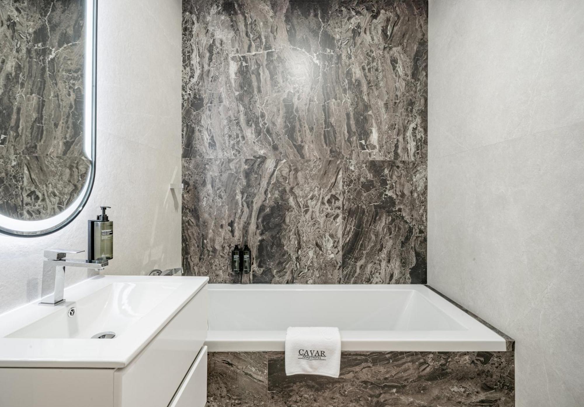 Apartament Cavar Bucureşti