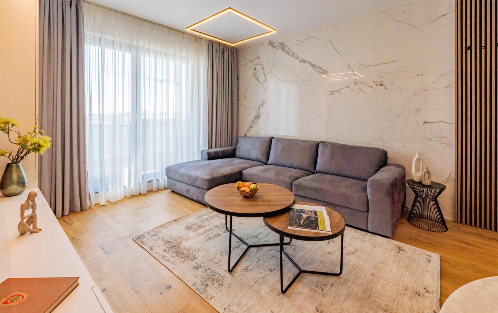 Cavar Apartament Bucureşti
