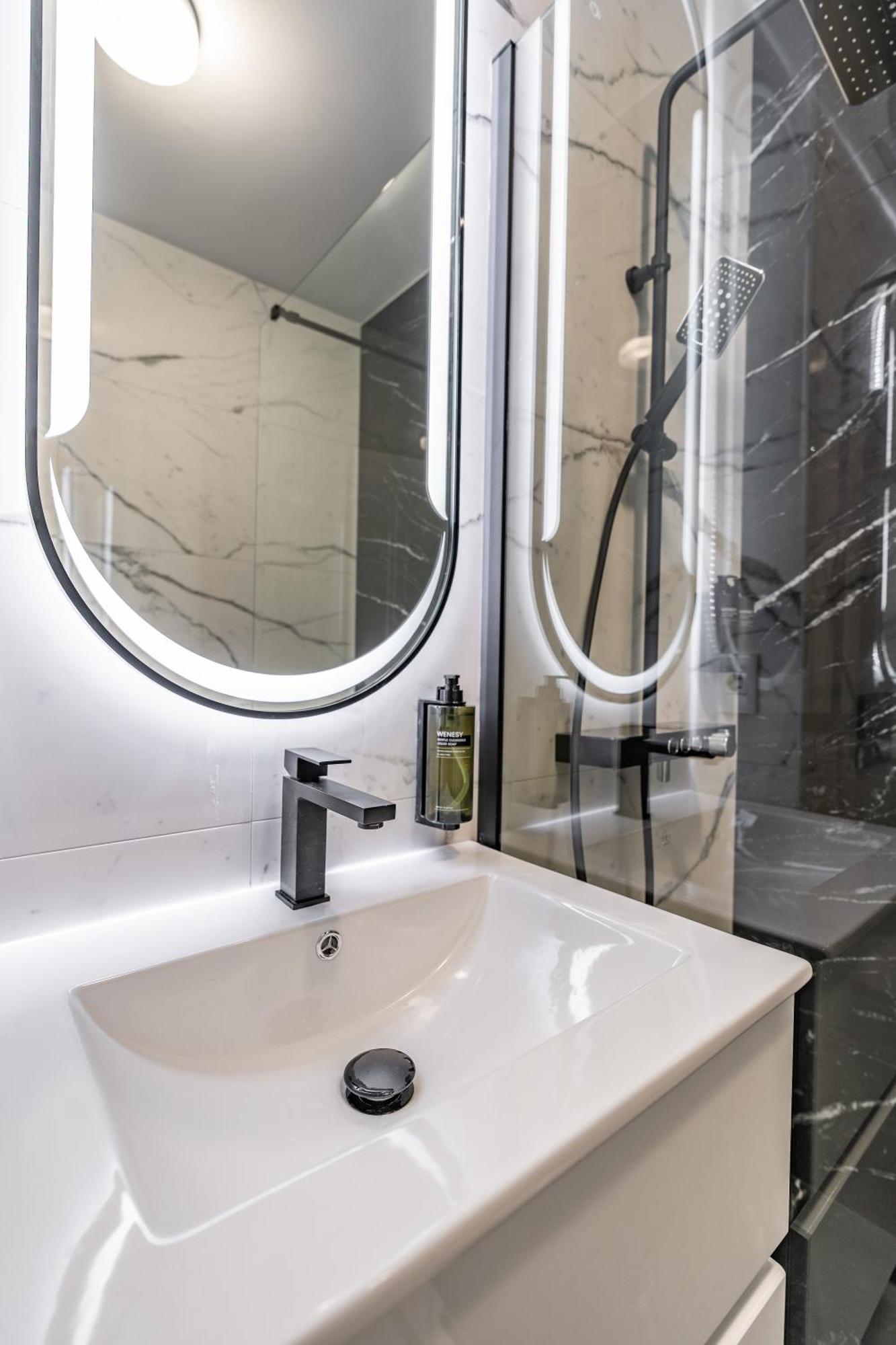 Apartament Cavar